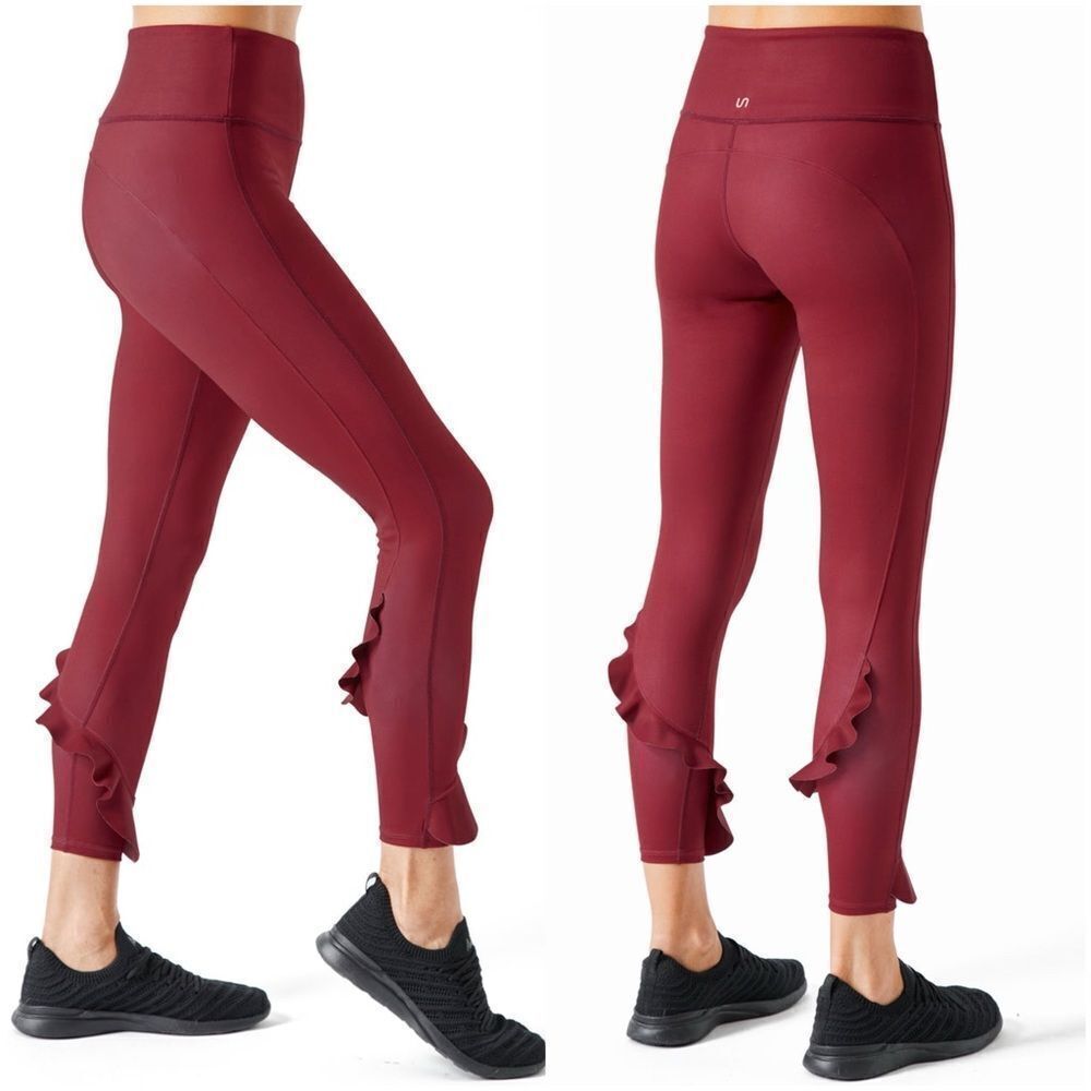 NWT Urban Savage Ruffle Leggings Black Cherry Size Medium